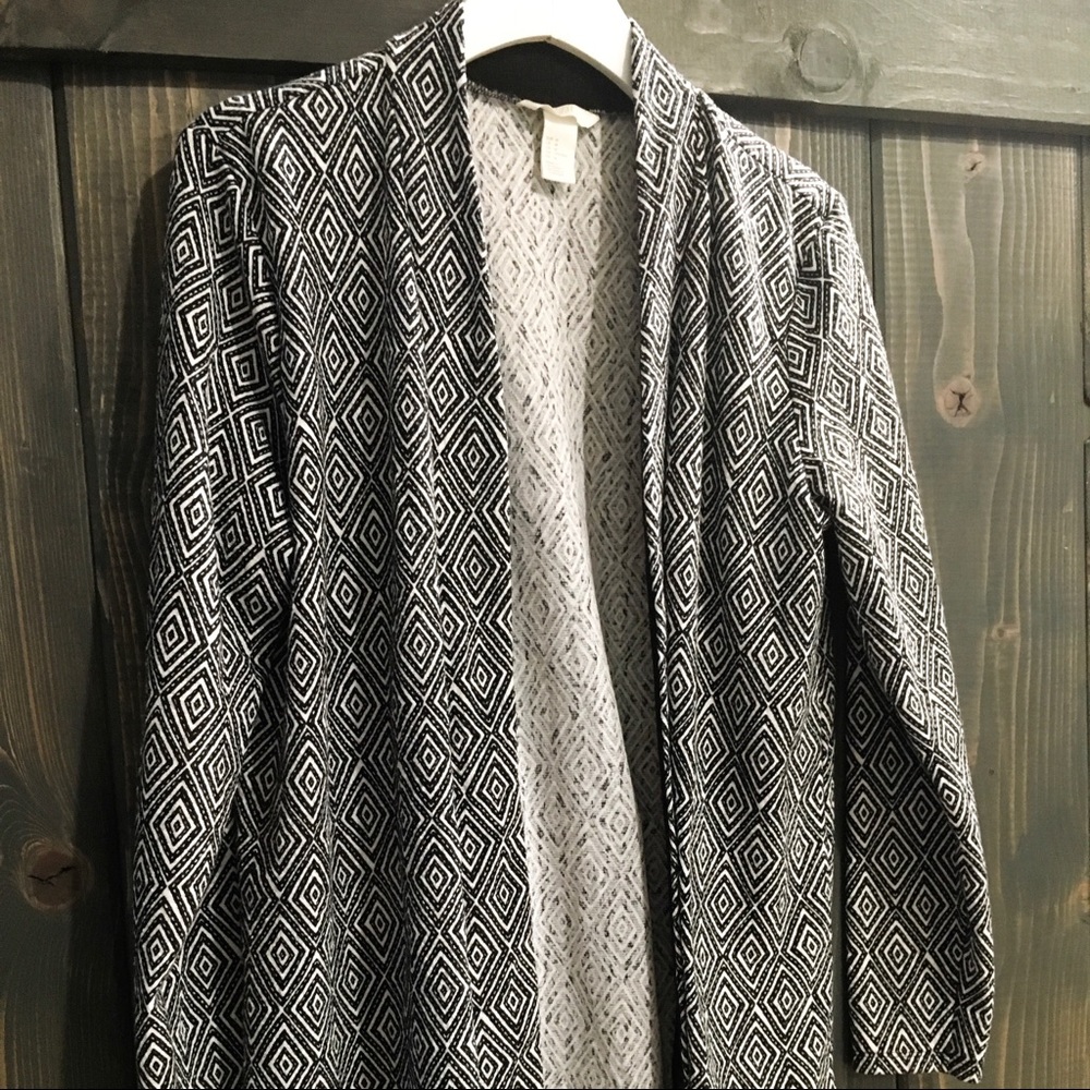 Geo pattern cardigan